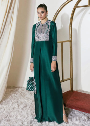 Yarrow: A Regal Emerald Green Ensemble